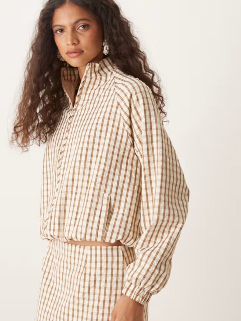 Motel kalle plaid bomber jacket in brown
